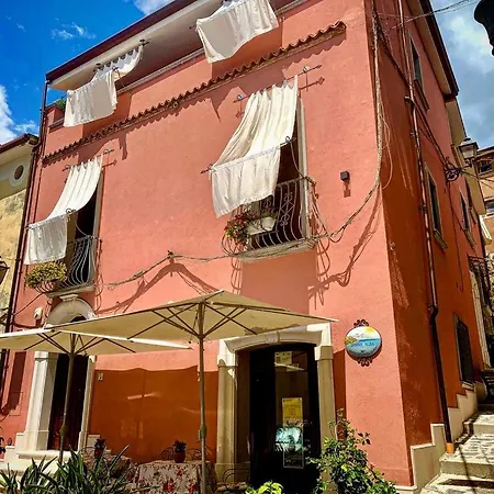 Donna Alda Capitello Dal 2012 Oda ve Kahvaltı 4*