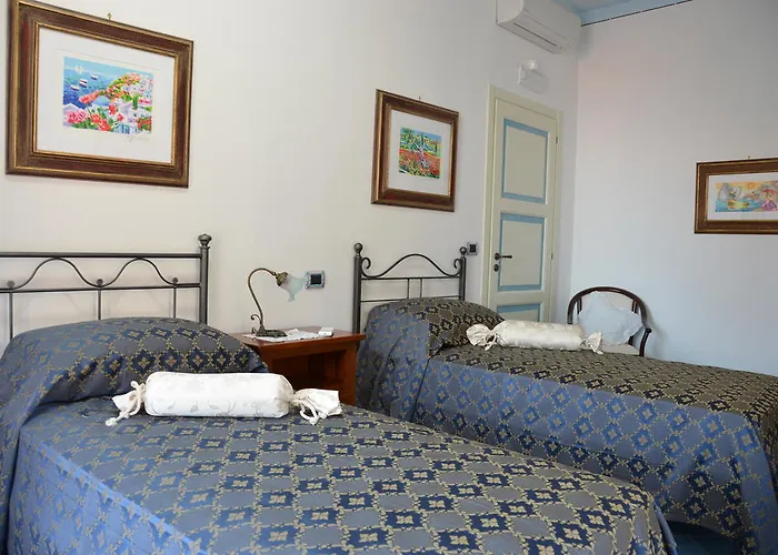 Donna Alda Capitello Dal 2012 Bed & Breakfast Villammare