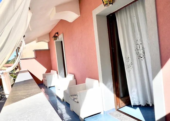 Donna Alda Capitello Dal 2012 3* Villammare