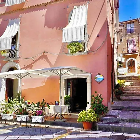 Bed & Breakfast Donna Alda Capitello Dal 2012 3*