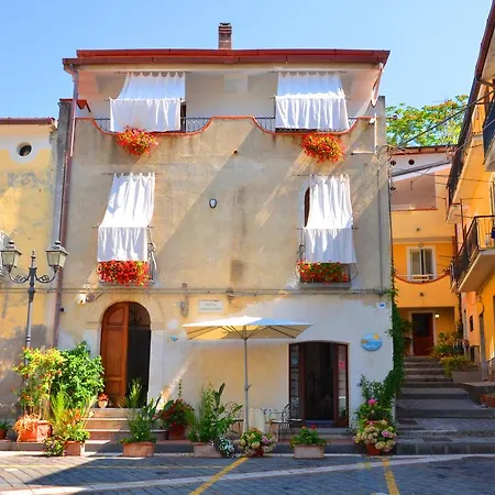 Bed & Breakfast Donna Alda Villammare